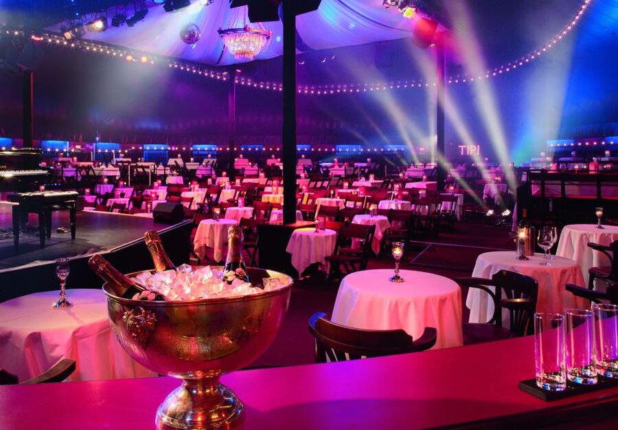 Berlin: Cabaret – The Berlin Musical at Tipi am Kanzleramt - Who should book this, and who might reconsider