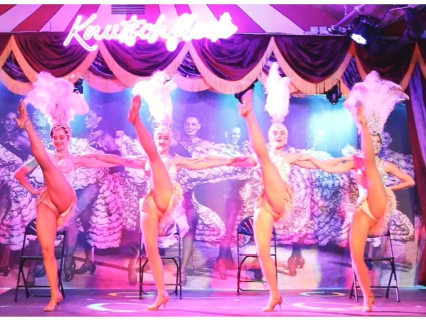Berlin: Knutschfleck Ticket with Variety Show and Dinner - The Varieté Show: dance, live music, and why it’s worth your evening