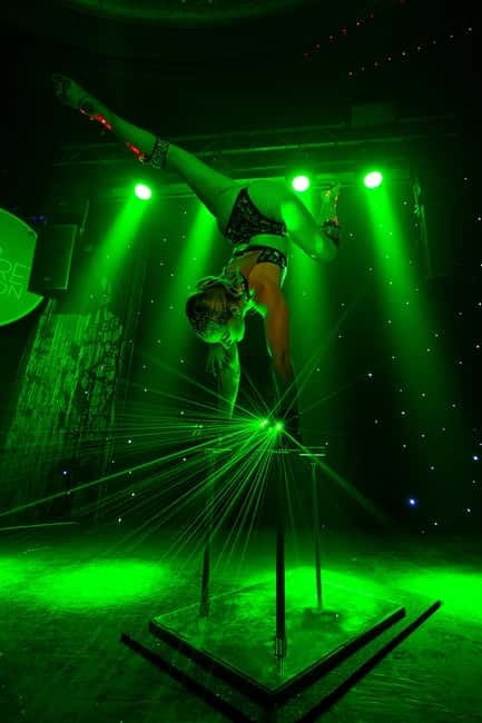 Brighton: Cabaret Carousel Show Ticket - Games, audience participation, and how to get the most out of your seat