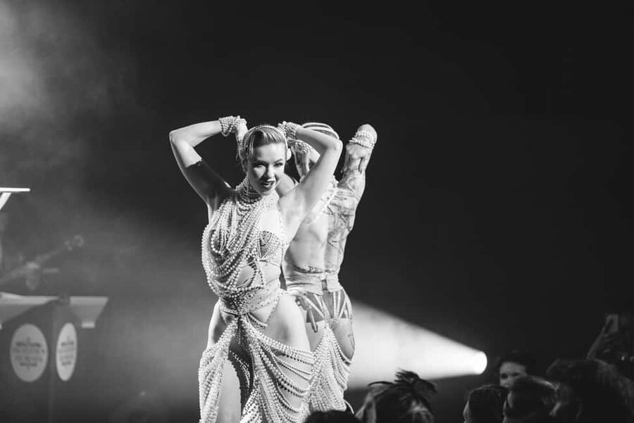 Burlesque Dinner Club in Vienna - The party portion: what changes after 9:30 pm