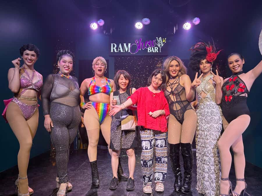 Chiang Mai: Ladyboy Cabaret Show with Dinner and Drinks - Ladyboy Cabaret With Dinner: What Makes This Night Different