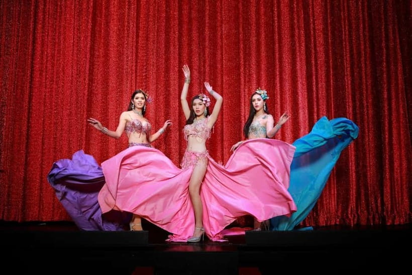 Chiang Mai: Siam Dragon Cabaret Show with Optional Transfer - Modern dance meets Thai culture: why the mix works