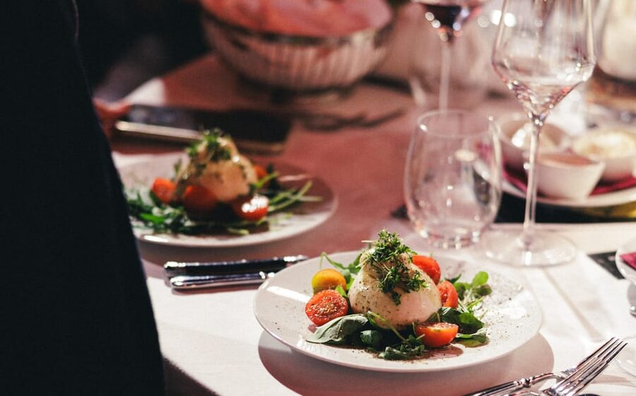 Mirage Vienna: Burlesque Spectacular – Dinner Show - Dinner at a gala level: the four courses you’ll actually taste