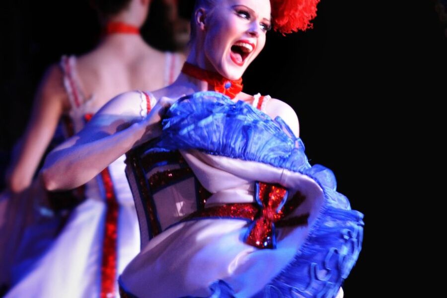 Paris: Dinner Show at the Moulin Rouge - Dinner at the Moulin Rouge: what you’ll get (and what to expect)