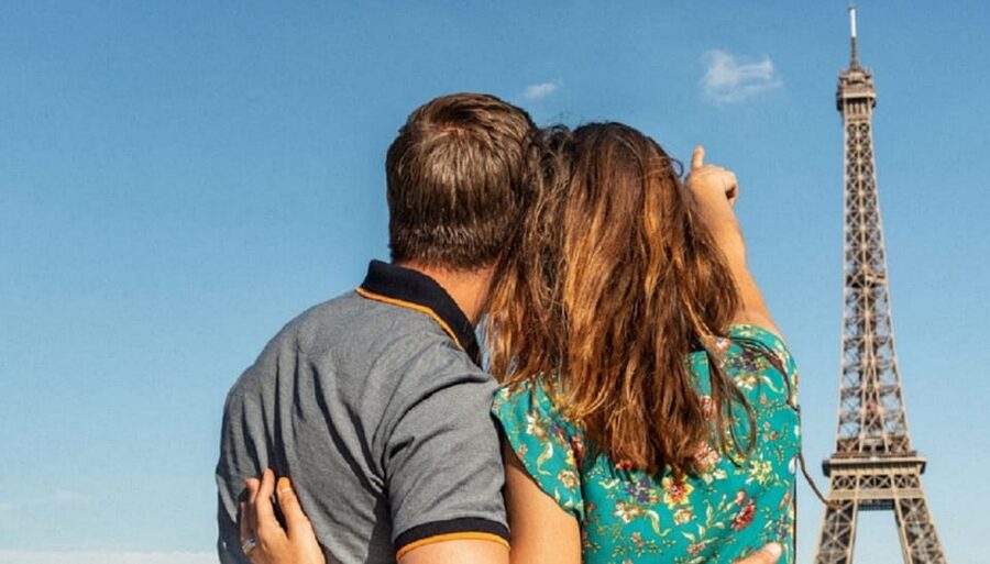 Paris: Eiffel Tower, Dinner Cruise and Moulin Rouge Show - Should you book this Eiffel Tower, Seine dinner cruise, and Moulin Rouge night?