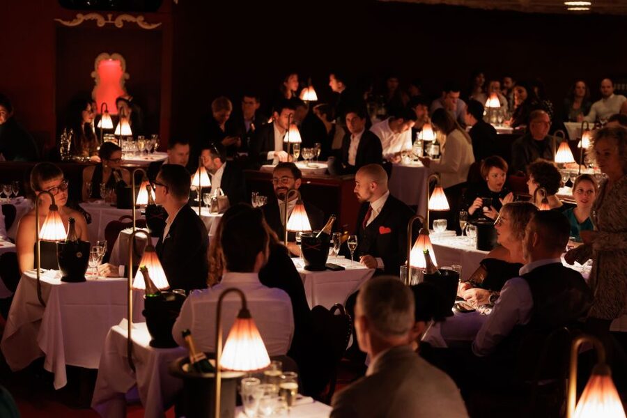 Paris: La Nouvelle Eve Cabaret Dinner Show - The 3-course dinner: what you’re really paying for