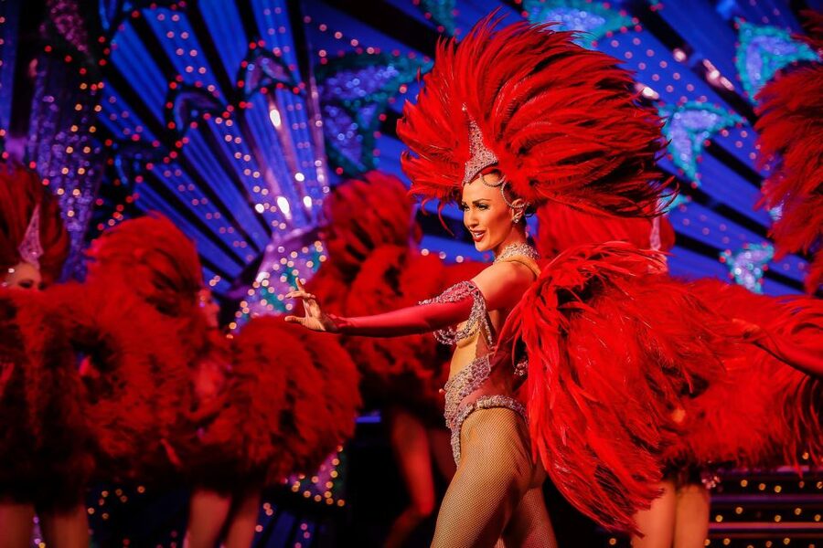 Paris: Moulin Rouge Cabaret Show Ticket with Champagne - Moulin Rouge Féerie: what you’re really buying