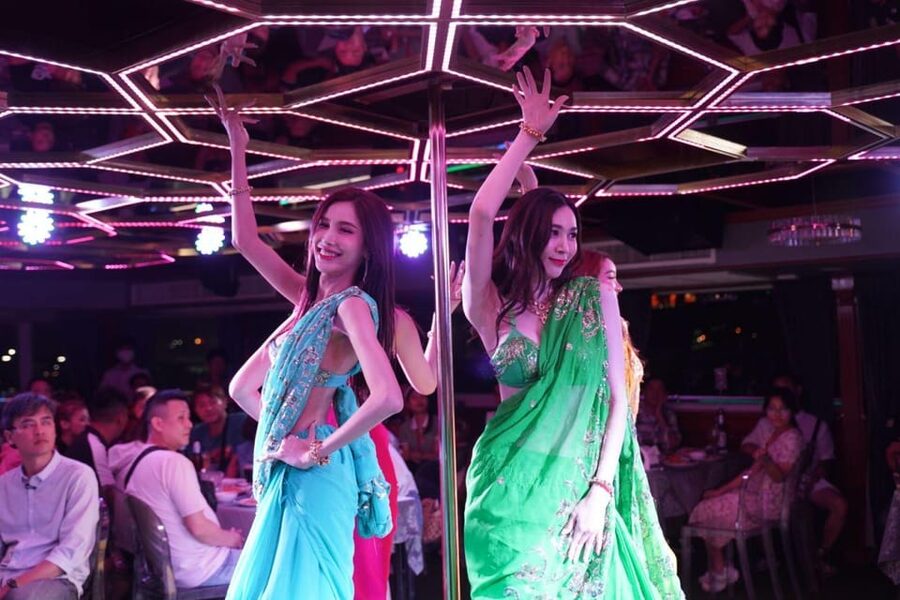 Pattaya: All Star Dinner Cruise, Cabaret Show & Beer Buffet - The Buffet Dinner: Seafood and Indian Options That Cover Most Palates