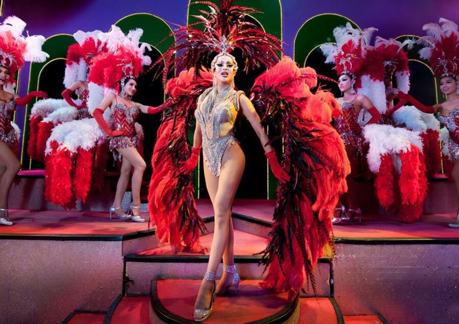 Phuket: Simon Cabaret Show Admission Ticket with Transfer - Getting to the theatre: settle in before the show starts