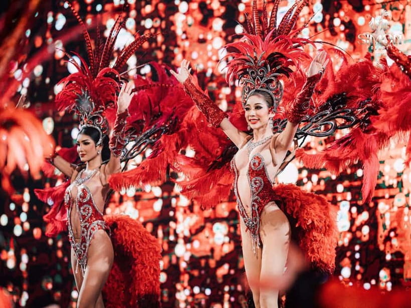 Phuket: Simon Cabaret Show Official Admission Ticket - The show itself: glamorous cabaret with global themes